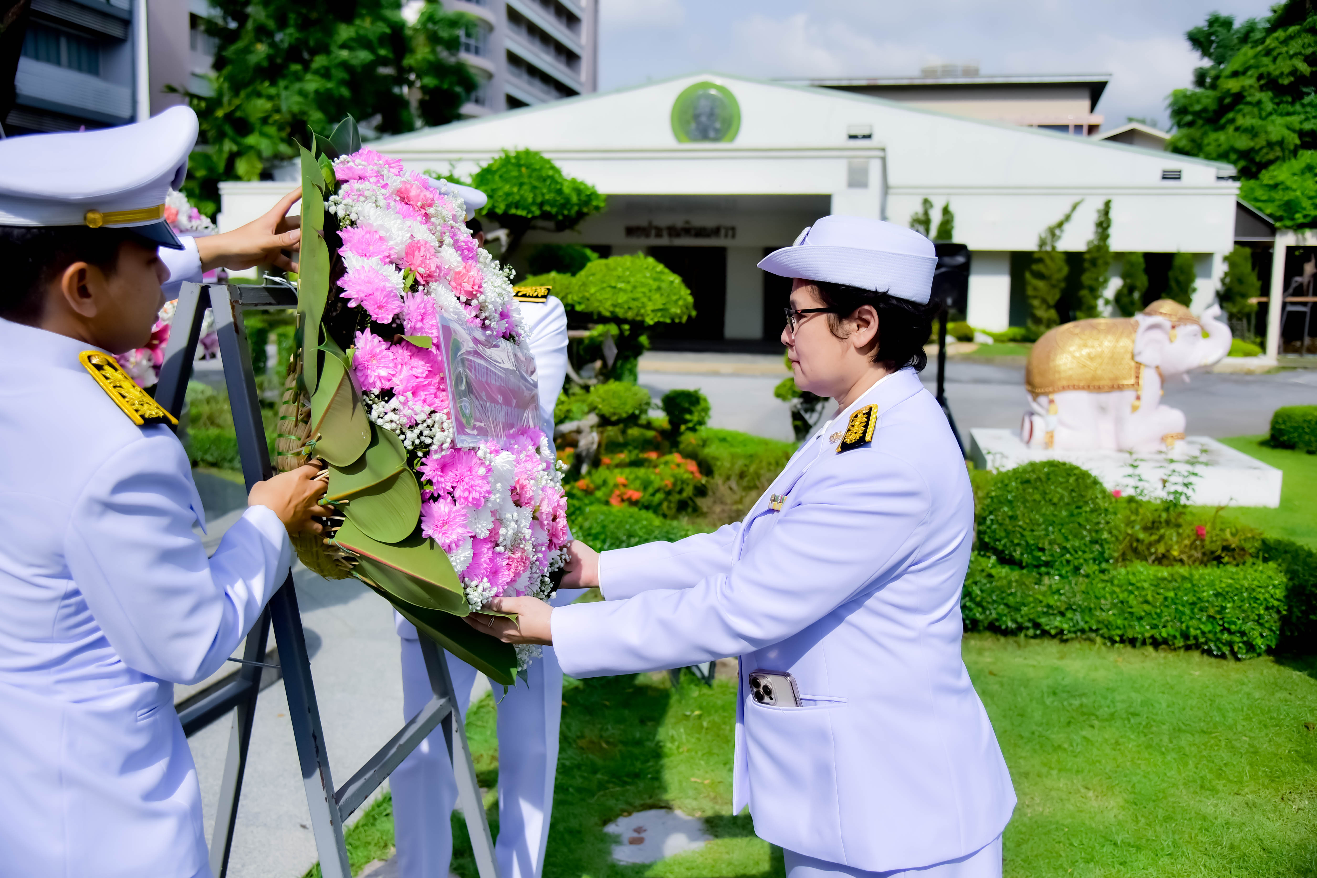 วิทยาลัยการฝึกหัดครู มหาวิทยาลัยราชภัฏพระนคร เข้าร่วมพิธีวางพวงมาลาเนื่องใน  “วันปิยมหาราช” ประจำปี 2568