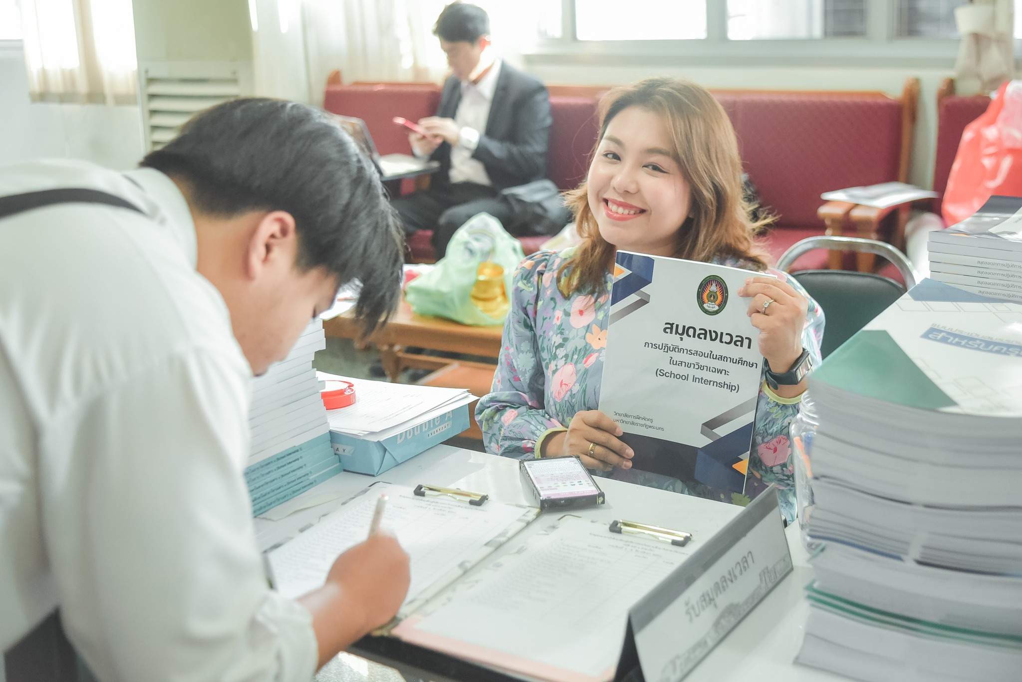 แนวทางการปฏิบัติตนในสถานศึกษาของนักศึกษาฝึกประสบการณ์สู่ครูวิศวกรสังคมมืออาชีพในยุค 4.0
