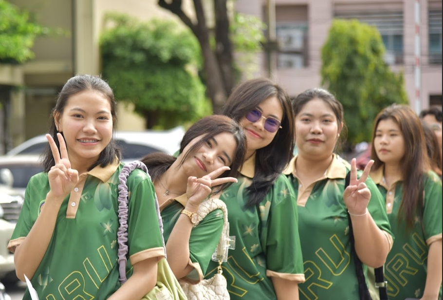 อบรมความรู้เรื่องเครื่องมือวิศวกรสังคมให้กับนักศึกษาชั้นปีที่ 1/2568