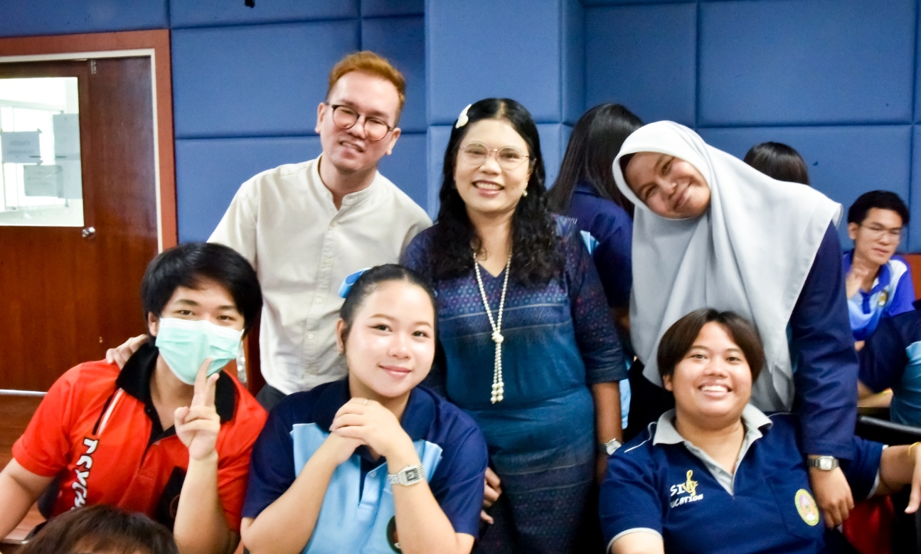 โครงการยกระดับนวัตกรรมชุมชนด้วยกระบวนการวิศวกรสังคม (ระยะที่ 2) ระหว่างวันที่ 26 และ 28 มิถุนายน 2568 เวลา 08.00–16.30 น. ณ ห้องประชุมชั้น 3 อาคารฝึกประสบการณ์วิชาชีพเชิงบูรณาการ