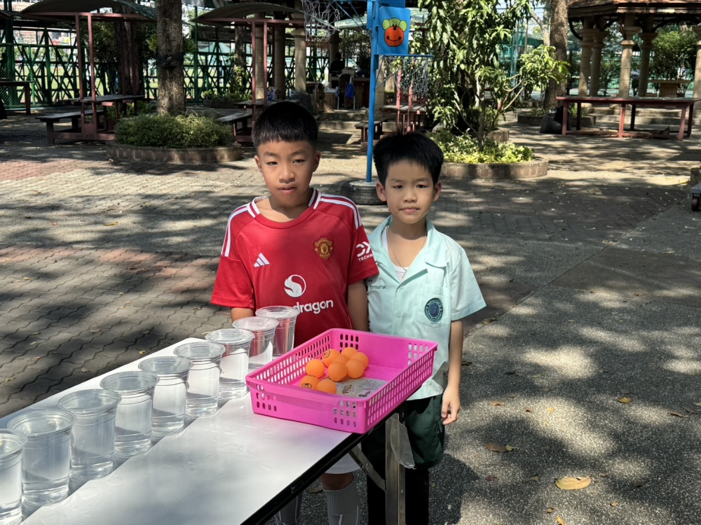 ภาพบรรยากาศการเเข่งขันกีฬาสีสัมพันธ์ ปีการศึกษา 2568 (กีฬาเป่าลูกปิงปอง ป.2)