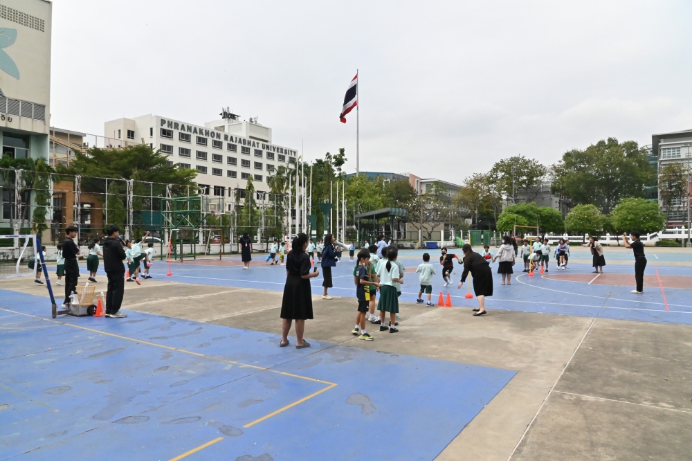 ภาพบรรยากาศการเเข่งขันกีฬาสีสัมพันธ์ ปีการศึกษา 2568 (กีฬาวิ่งเปี้ยว ชั้น ป.1-3)