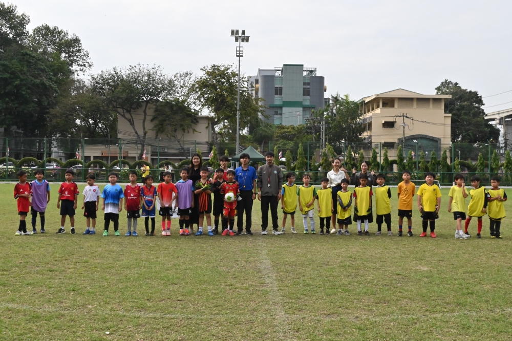 ภาพบรรยากาศการเเข่งขันกีฬาสีสัมพันธ์ ปีการศึกษา 2568 (กีฬาฟุตบอล 7 คน ประเภททีมชาย ชั้น ป.1-3)