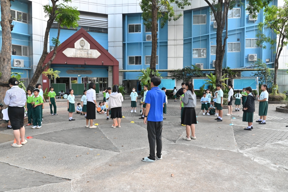 ภาพบรรยากาศการเเข่งขันกีฬาสีสัมพันธ์ ปีการศึกษา 2568 (กีฬาเดาะลูกปิงปอง ป.1-6)