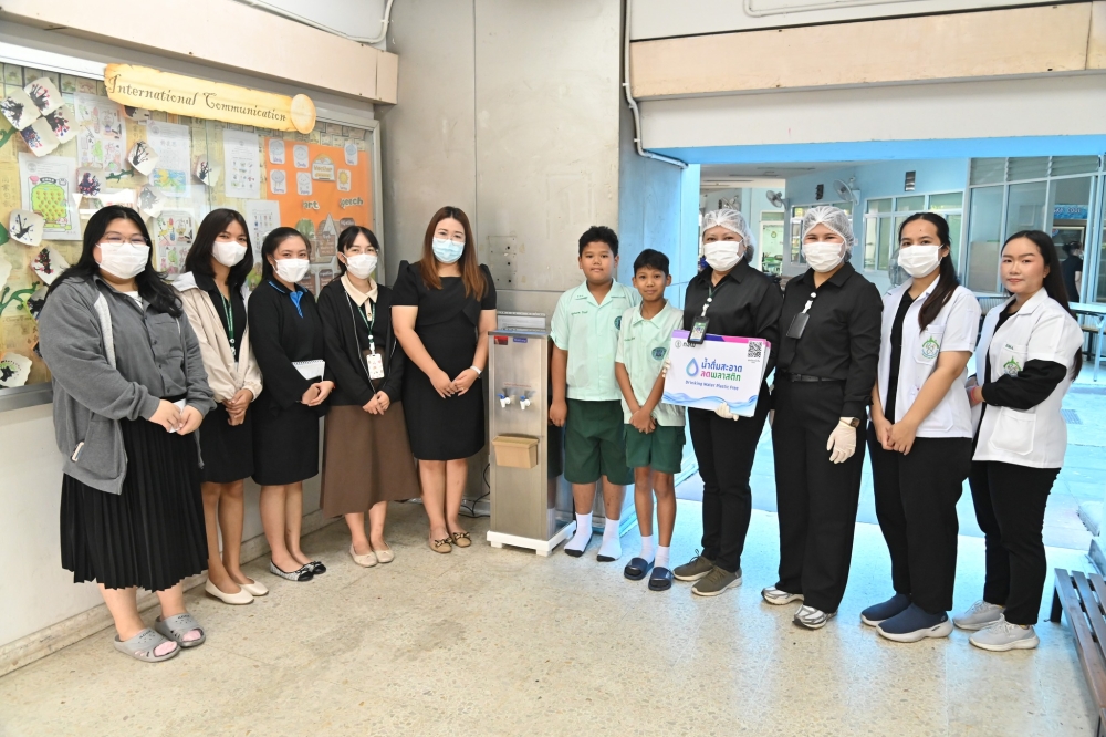 ตรวจสุขาภิบาลอาหารและสุขลักษณะห้องน้ำในโรงเรียน