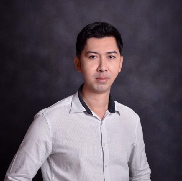 ผู้ดูแลงานวิจัย